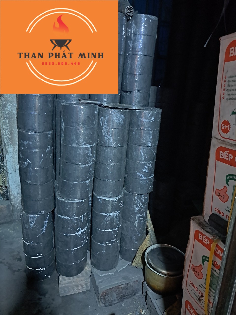 Than tổ ong